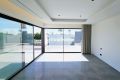Exclusive 4-bed Contemporary Golf Front Villa with Stunning Views in Vilamoura